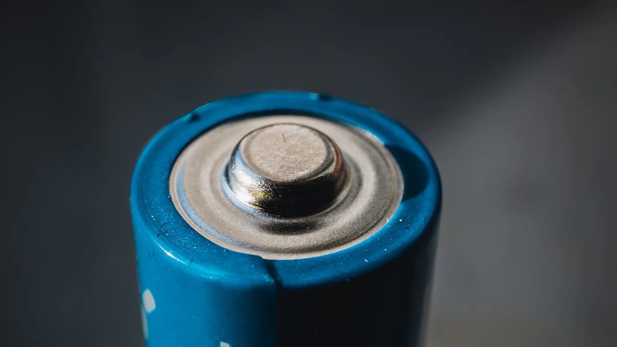 Best 21700 Batteries for Vaping in 2024