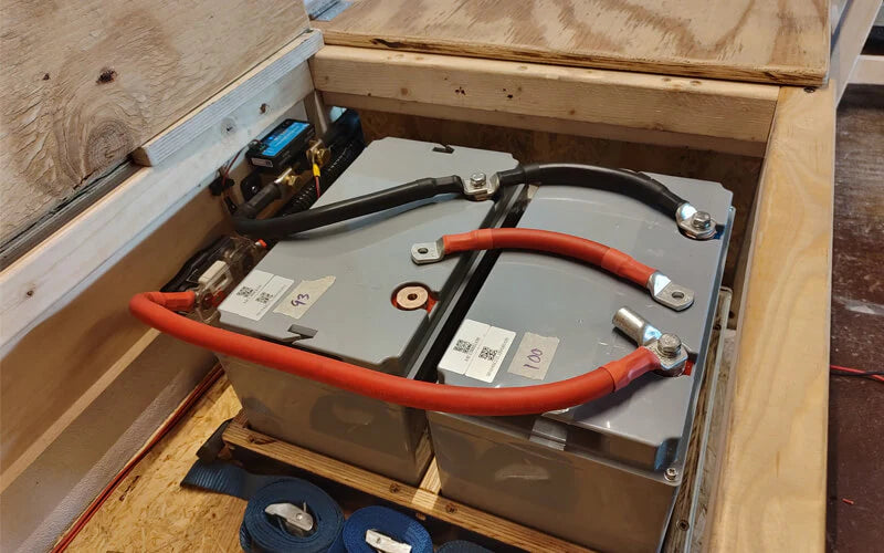 Batteries in Series vs in Parallel: Here's All You Have to Know