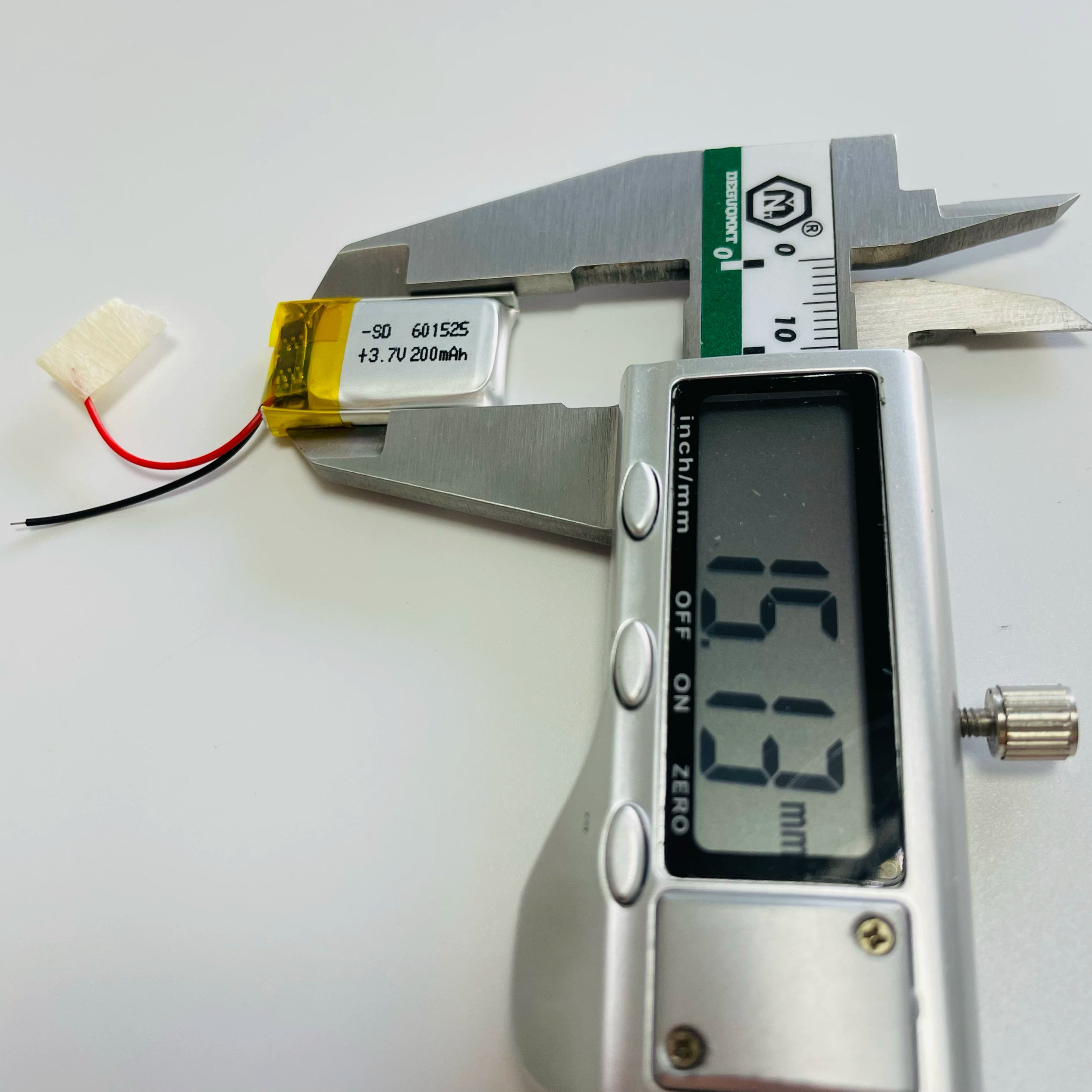 3.7V 400mAh Rechargeable LiPo Battery (121525) with PCM Protection Board