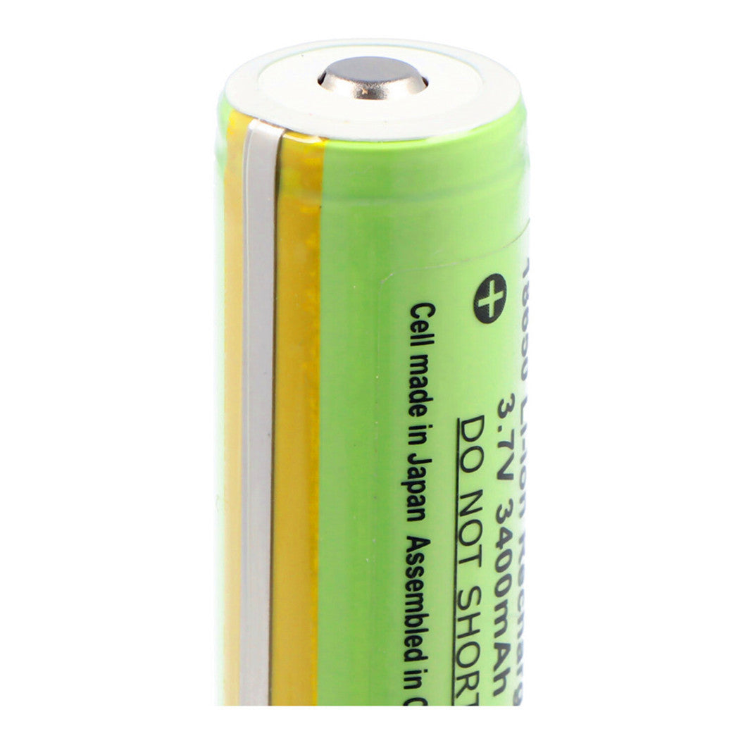 Batterie Li Ion 18650 avec 3400mAh et son propre circuit de protection, veuillez noter environ 69 x 18,61 mm