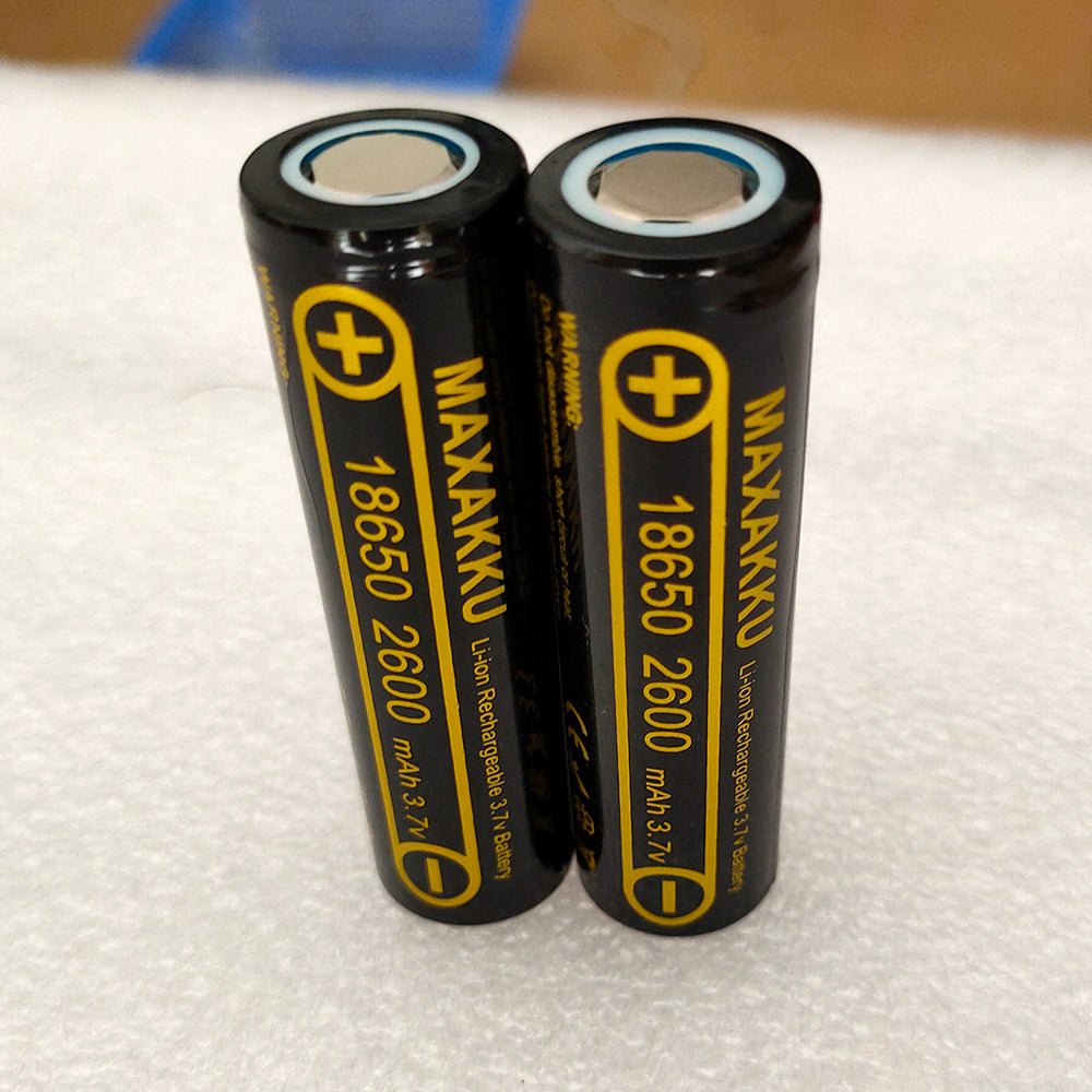 Dimensiones de la parte superior del botón de 2600 mAh y 3,7 V con cabezal