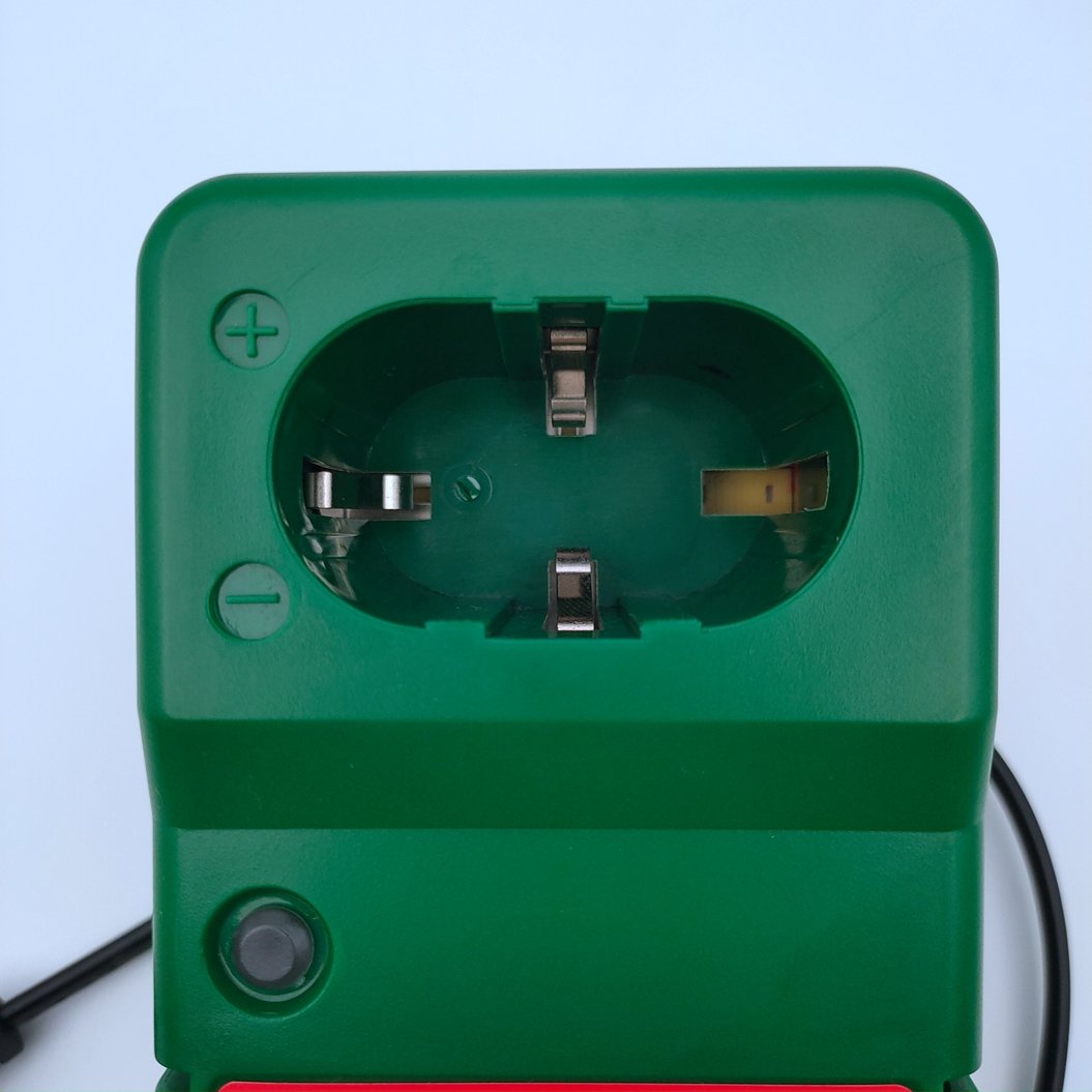 7.2-18V NiCr-NiMH Battery Power Tool Charger For Mata Hitachi