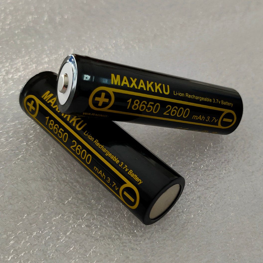 4個セット 3.7V 18650 2600mAh バッテリー ICR18650-2600FM 安全バッテリー